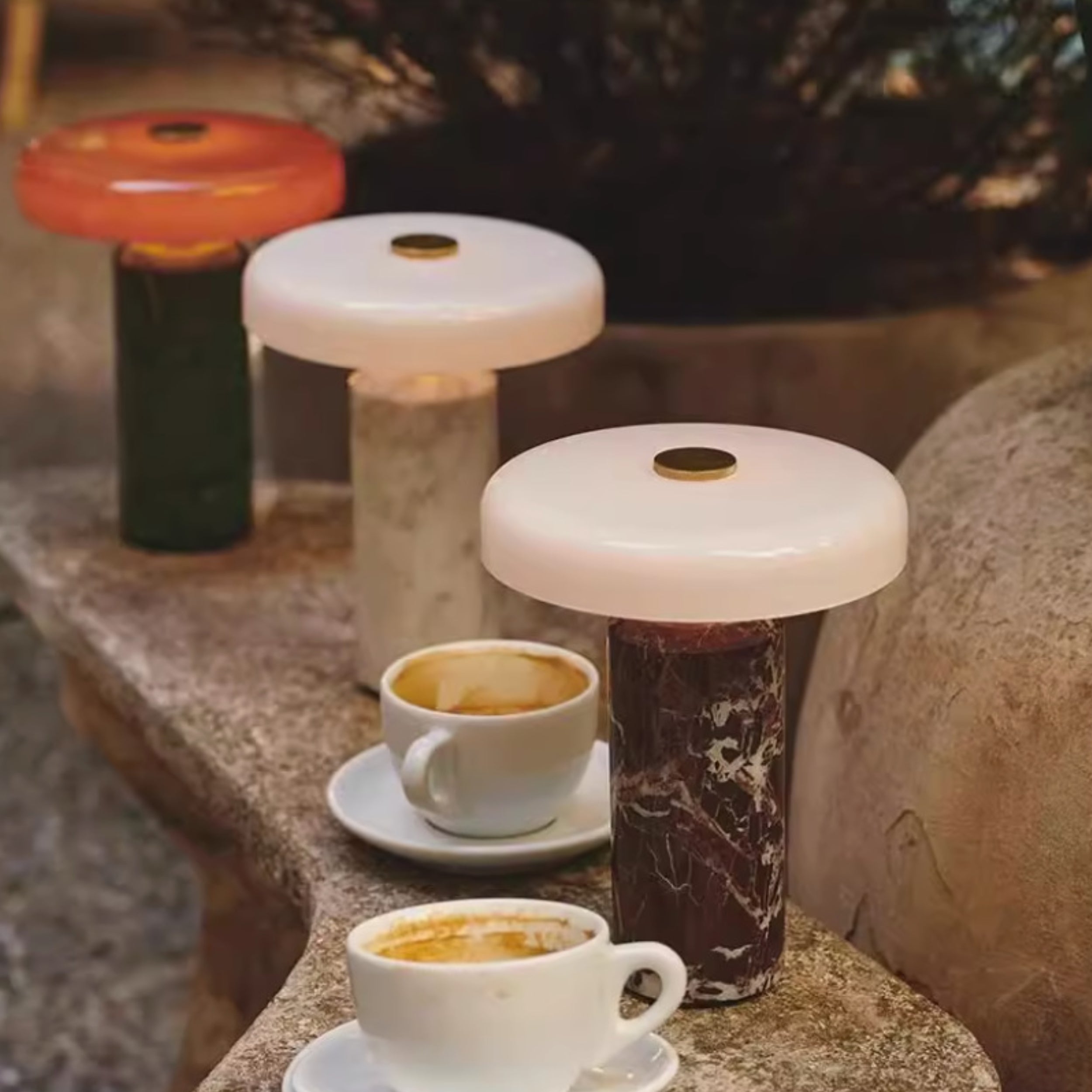 Illume – Marble Mushroom Lamp