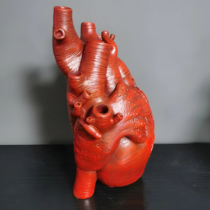Vitalforge – Heart Vase