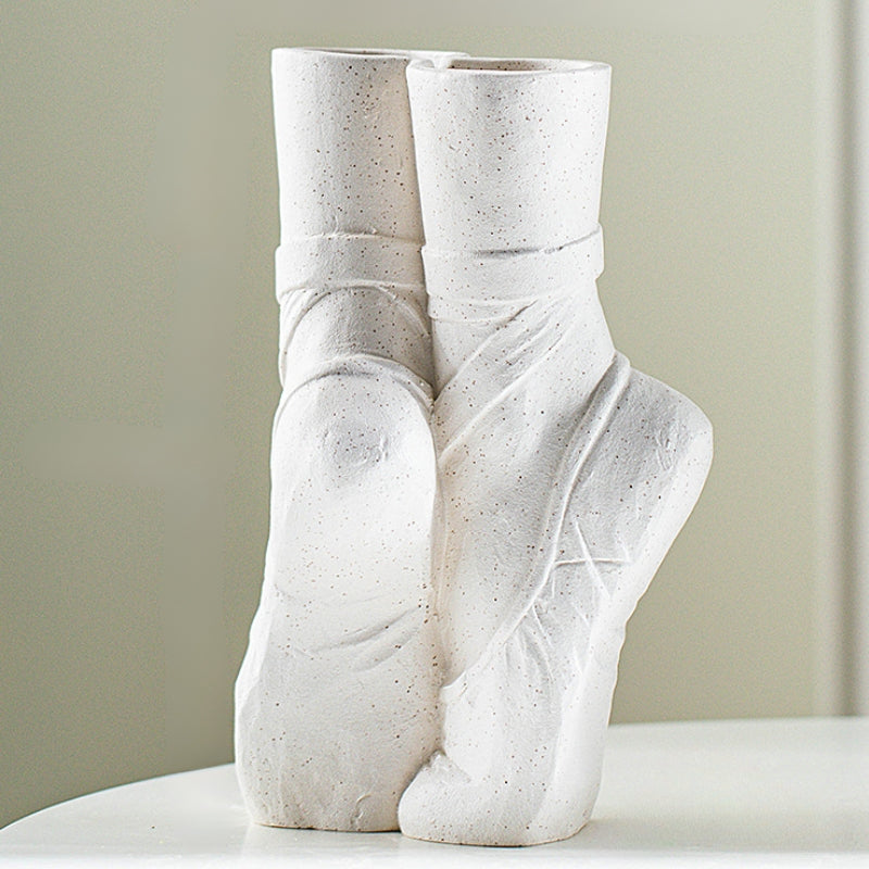 Silhouette – Ceramic Ballet Vase