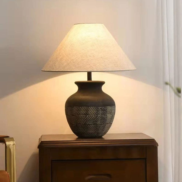 Obsidian – Ceramic Table Lamp lifestyle photo