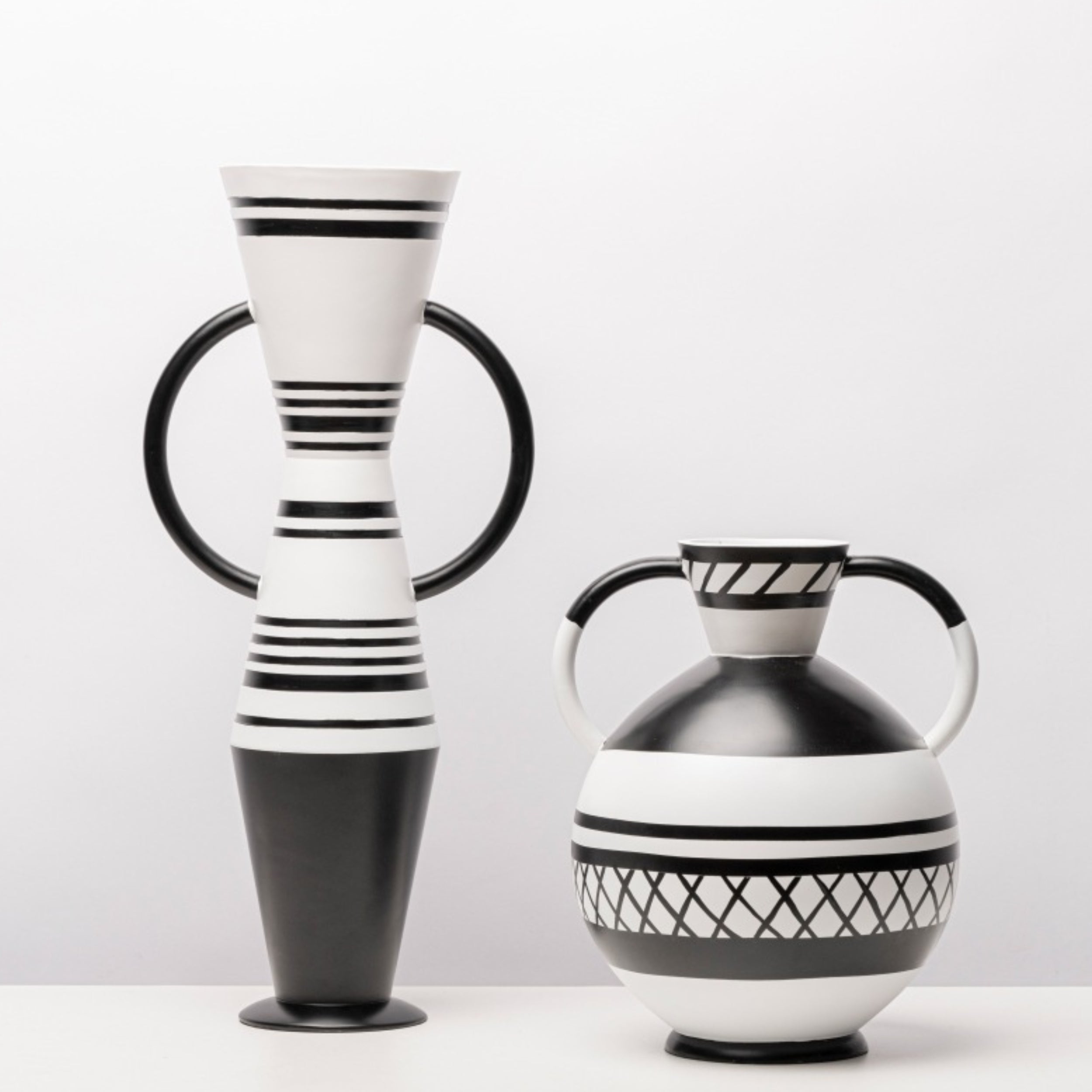 GeoStream – Resin Vase