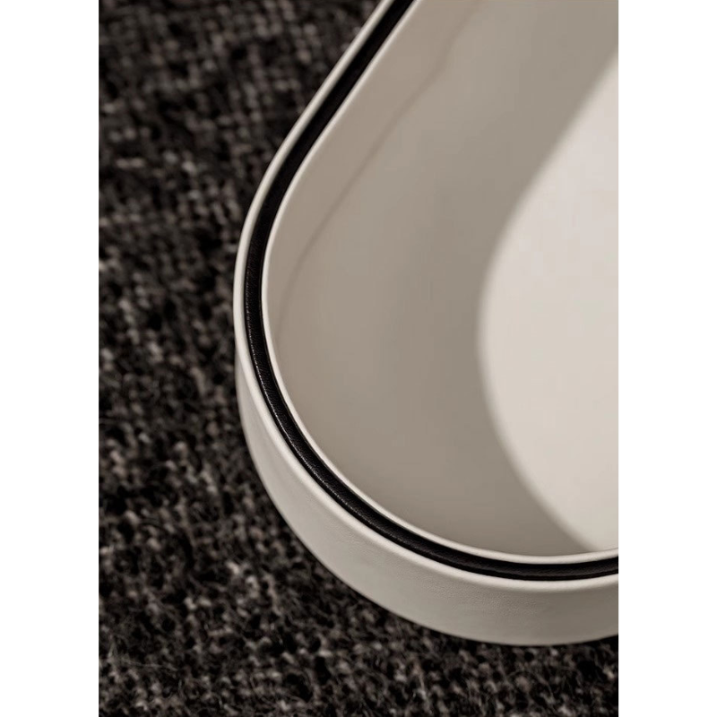 Forma – Oval Valet Tray