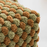 Lumaire – Knitted Tissue Holder