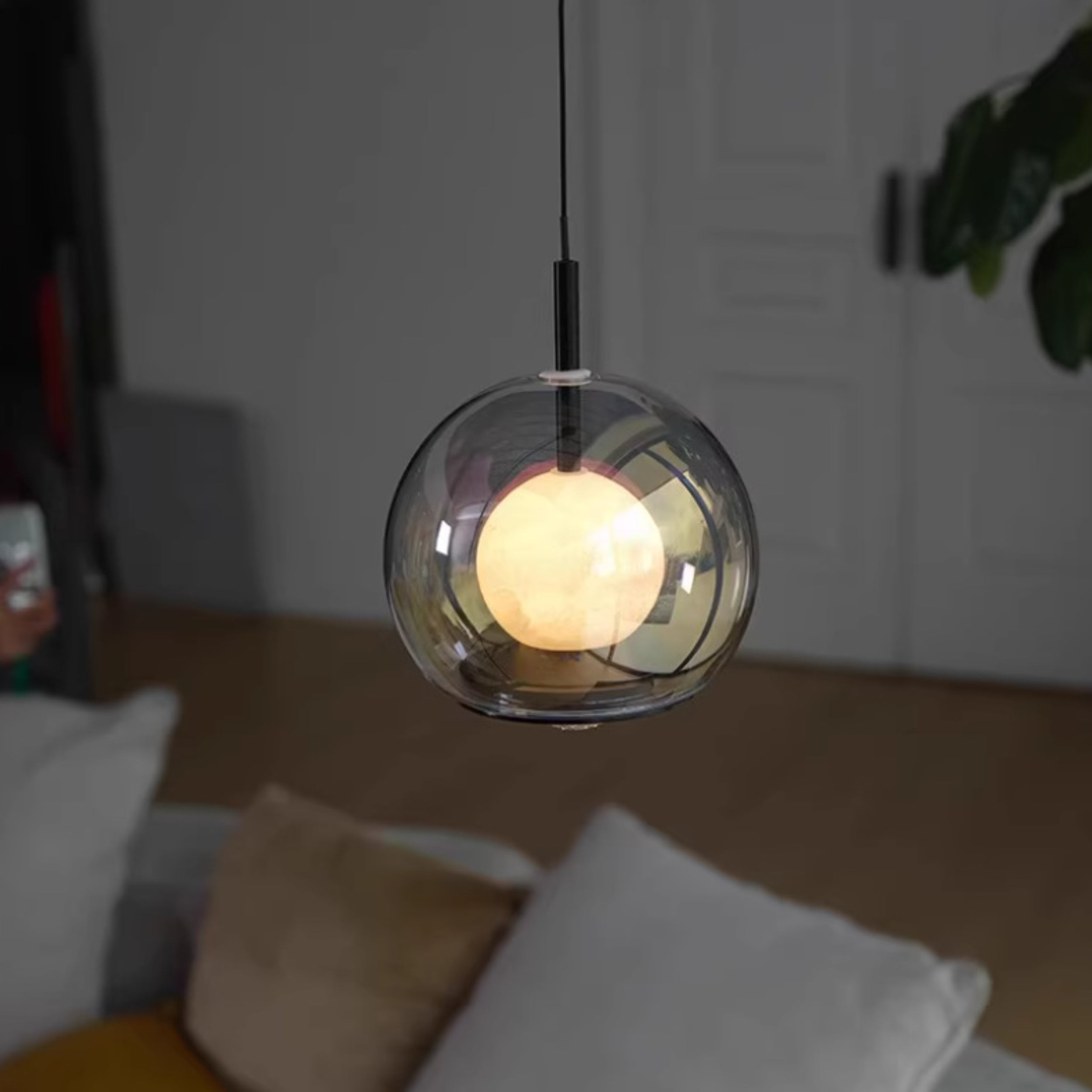 Horizon – Alabaster Pendant Light