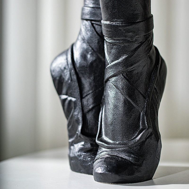 Silhouette – Ceramic Ballet Vase