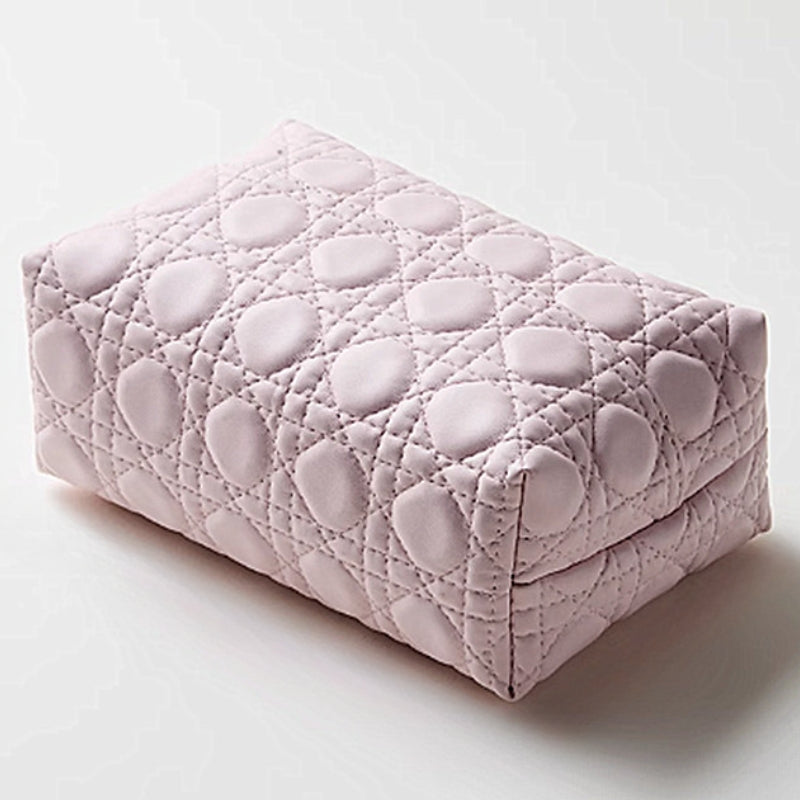 Clairé  - Tissue Holder