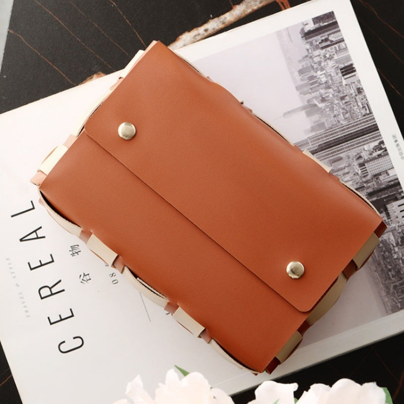 Strato – Woven Tissue Holder