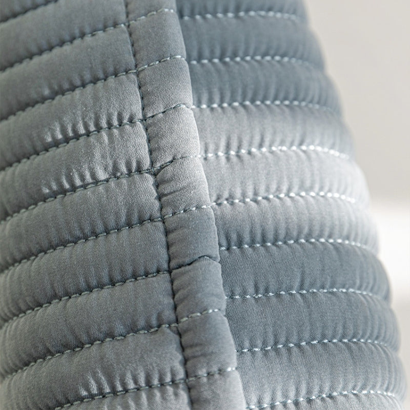 Quorra – Quilted Tissue Holder