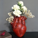Vitalforge – Heart Vase