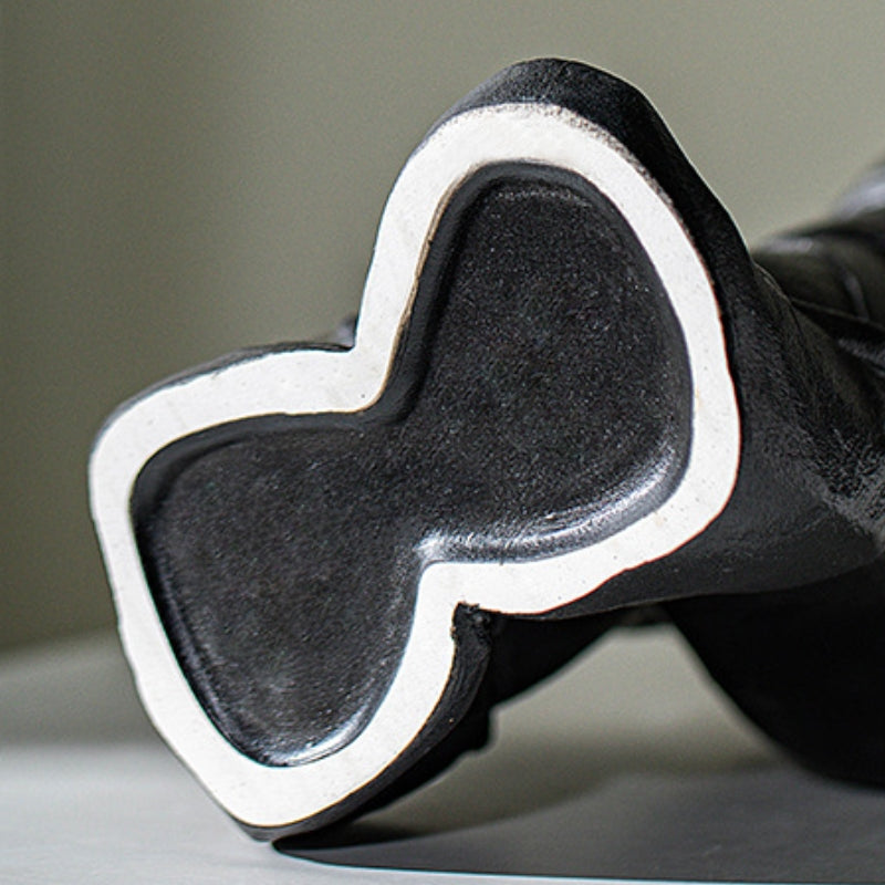 Silhouette – Ceramic Ballet Vase